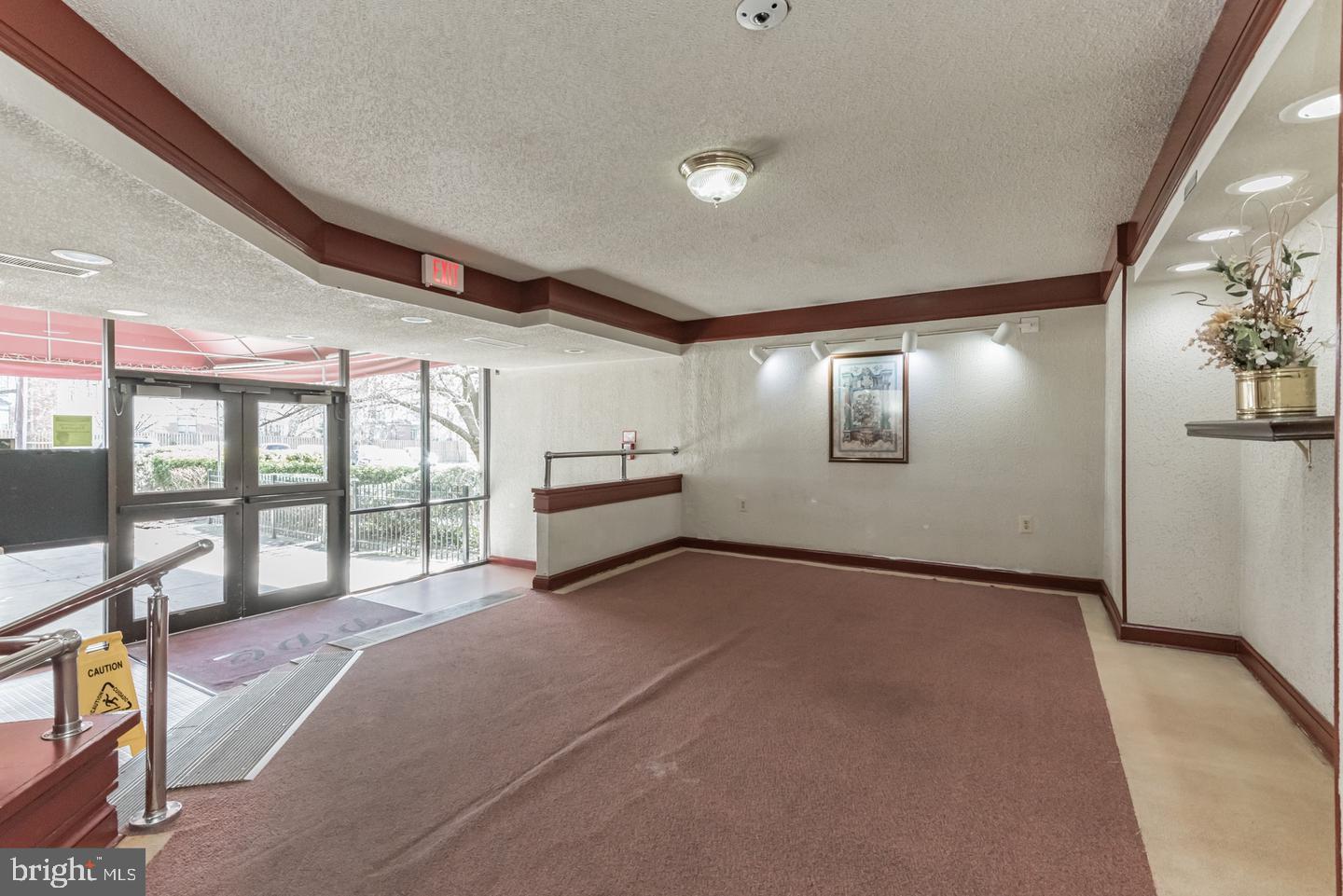 1828 METZEROTT RD #306