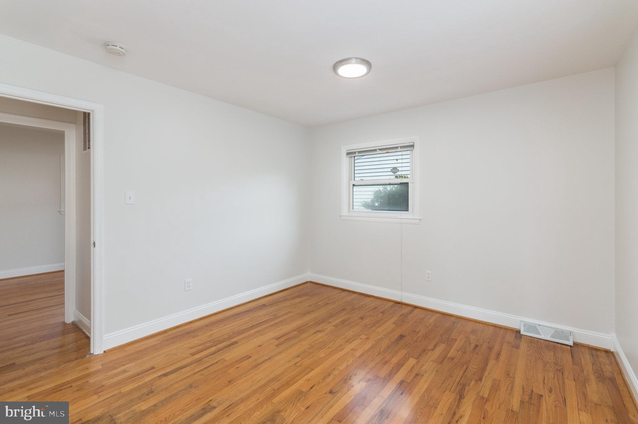 8710 W Fort Foote Ter