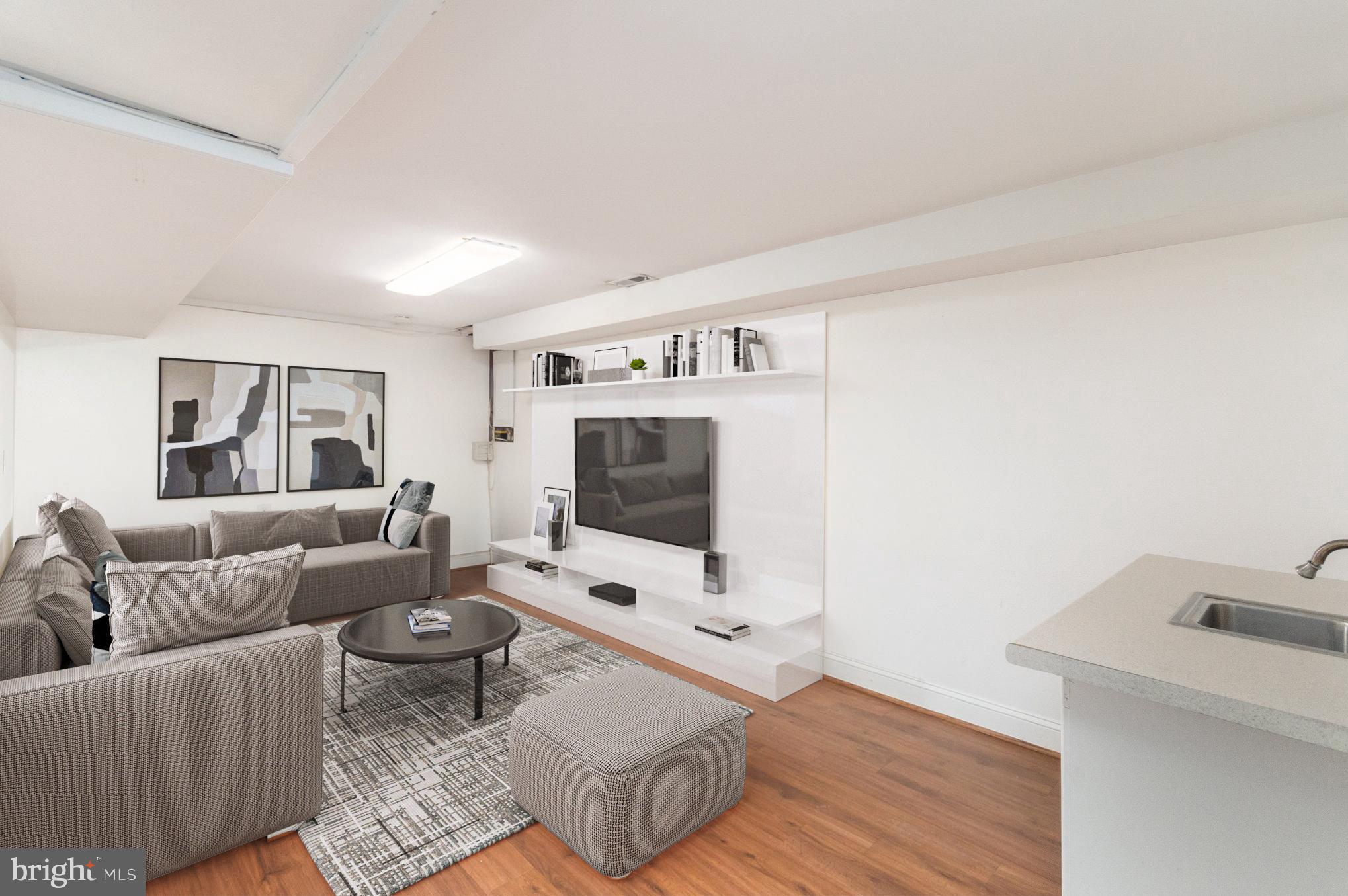 8710 W Fort Foote Ter