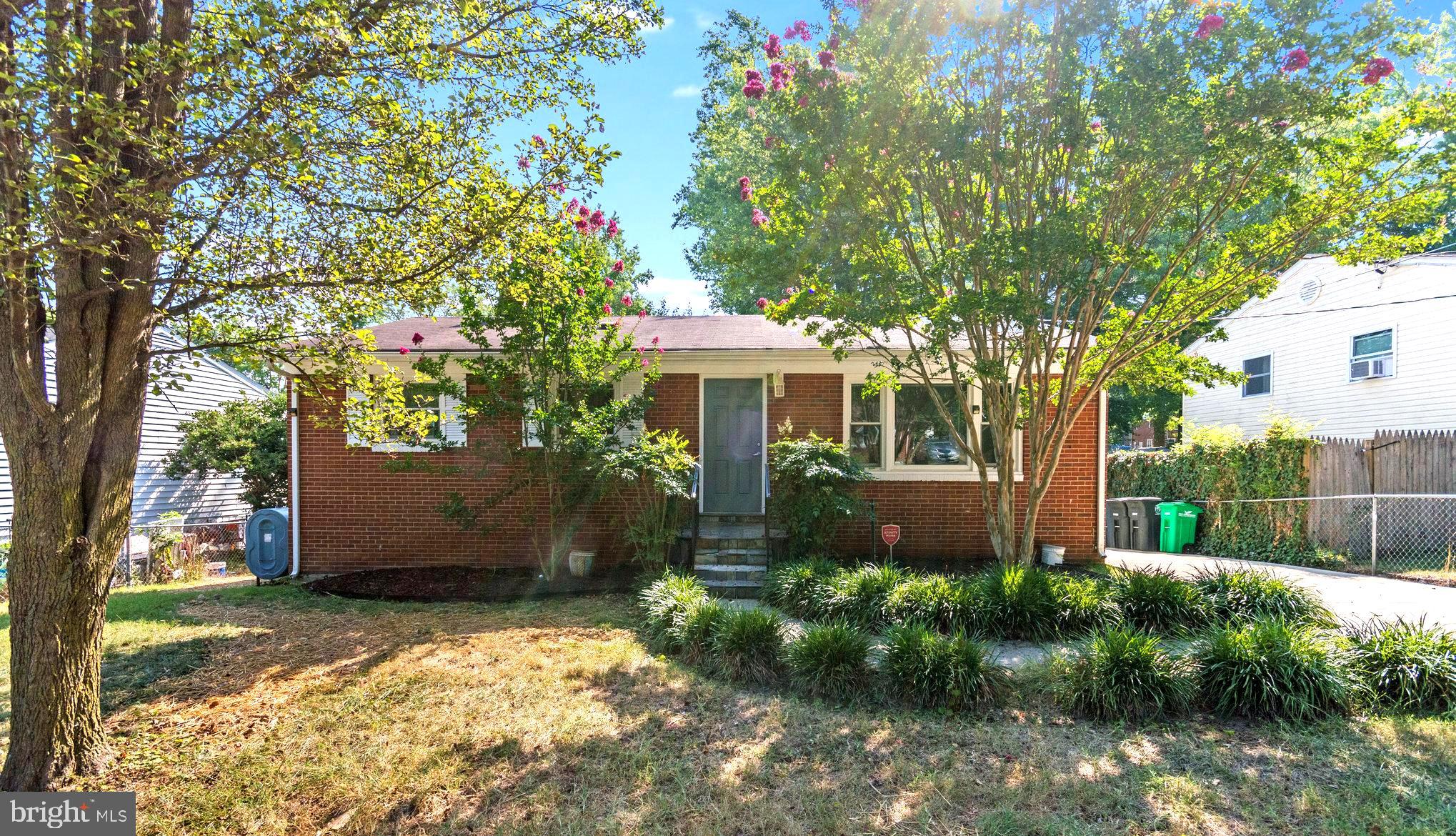 8710 W Fort Foote Ter