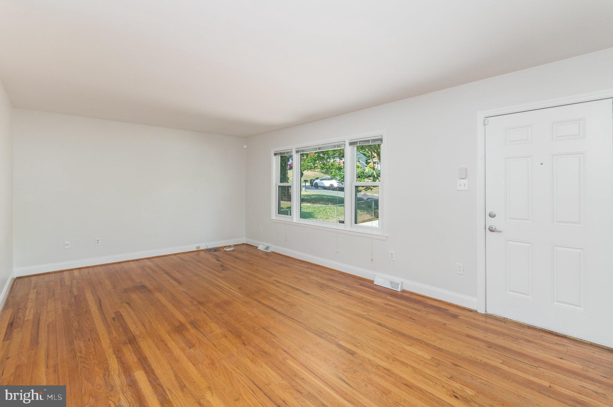 8710 W Fort Foote Ter