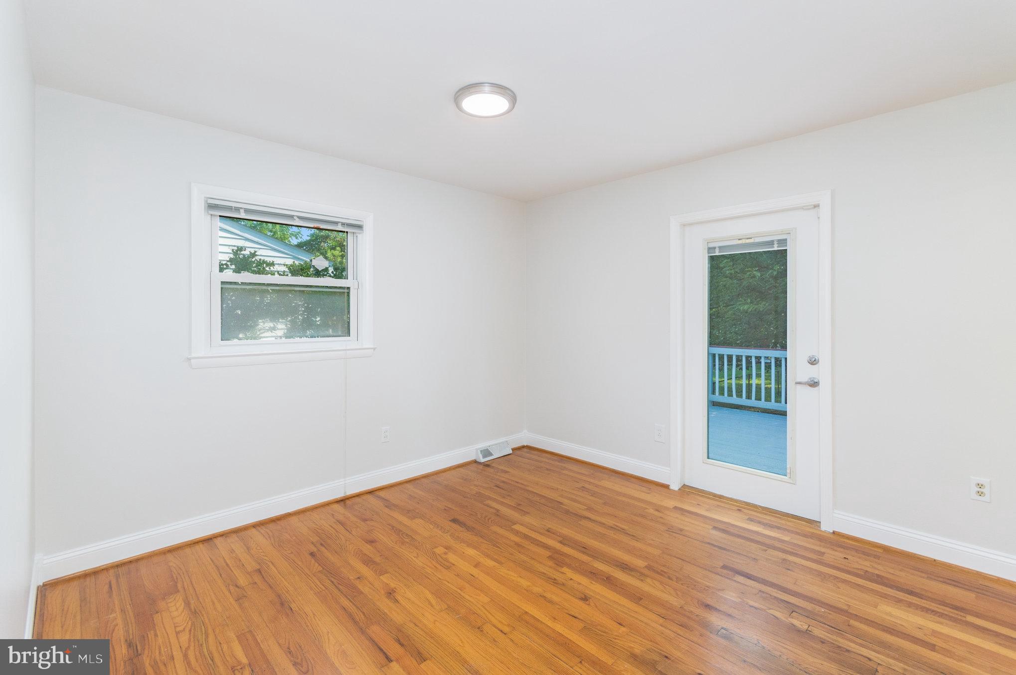 8710 W Fort Foote Ter