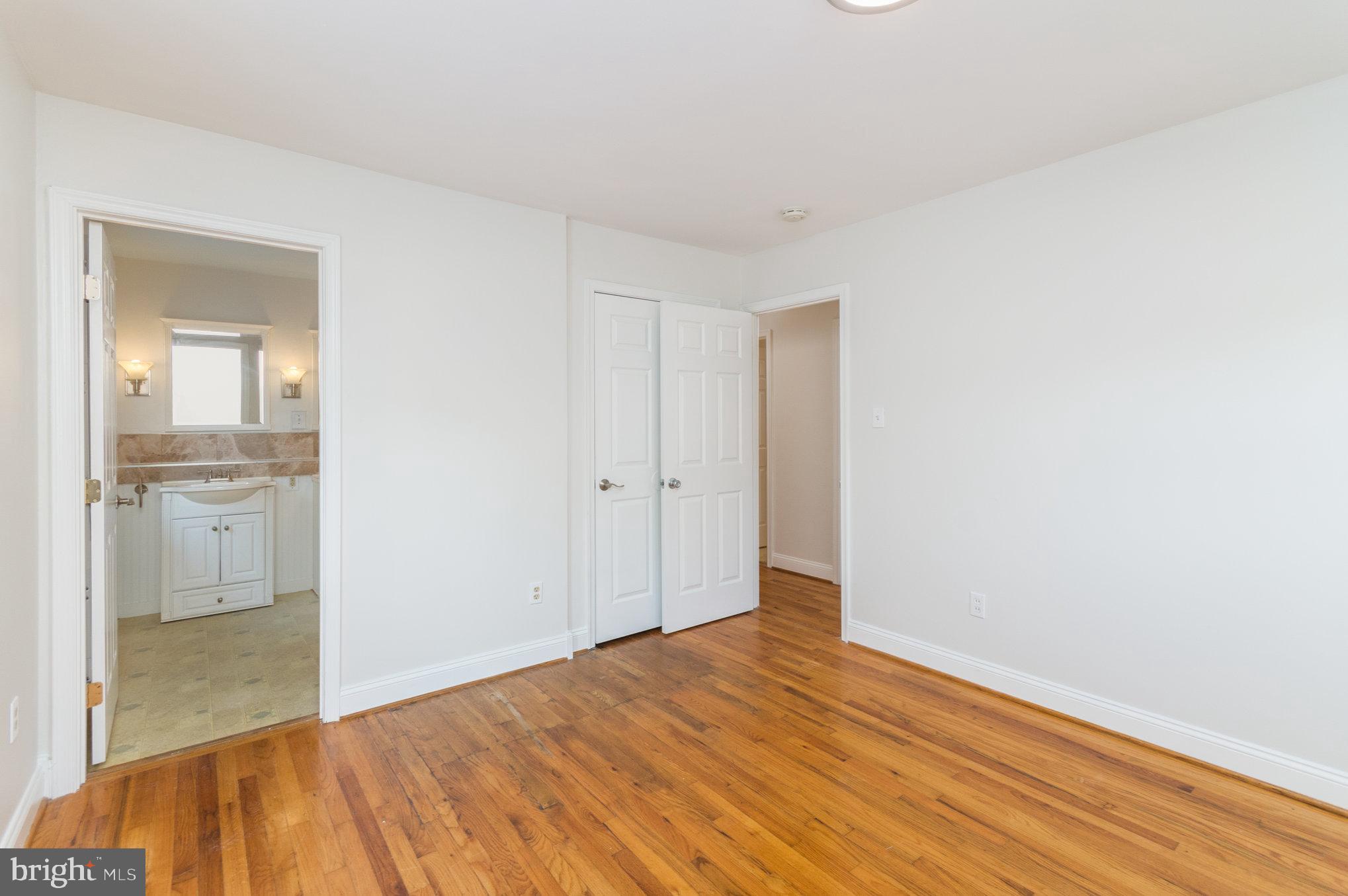 8710 W Fort Foote Ter