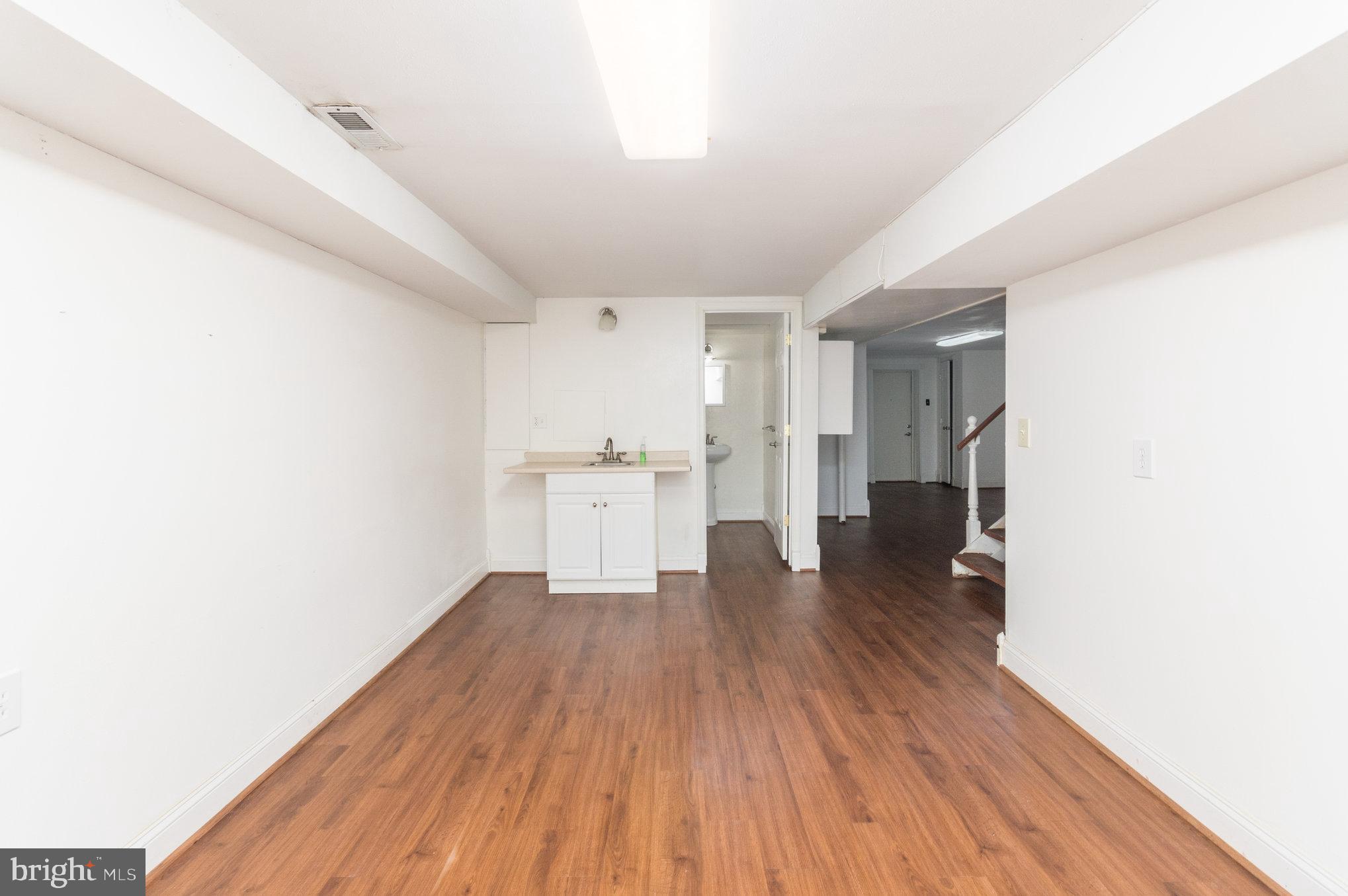 8710 W Fort Foote Ter