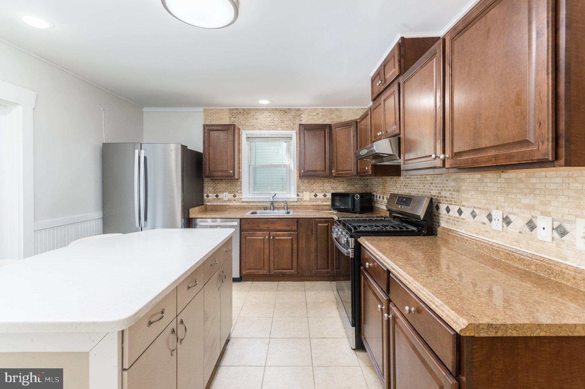 8710 W Fort Foote Ter