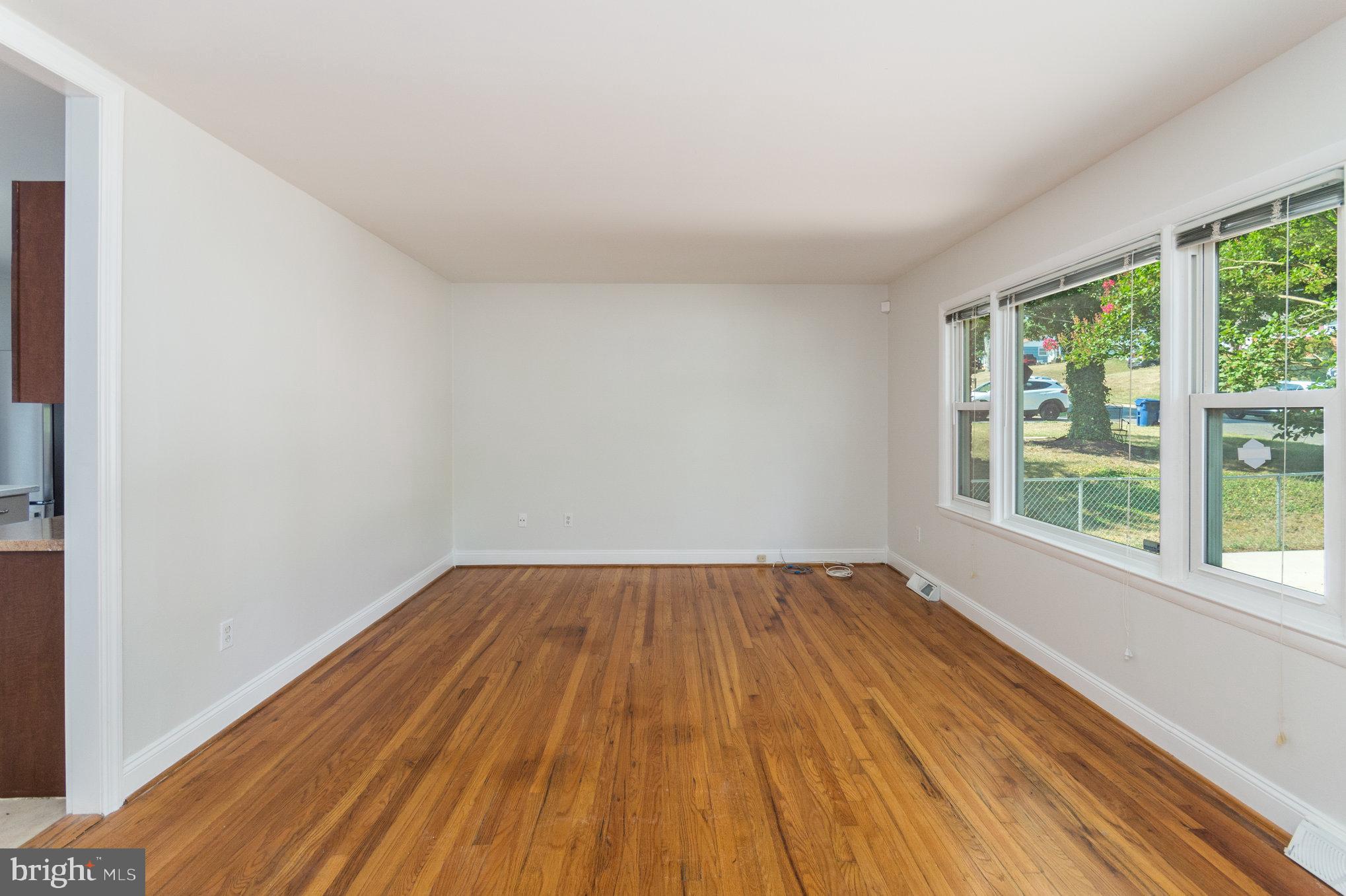 8710 W Fort Foote Ter