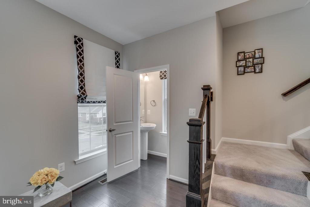 4915 DEVITT PL