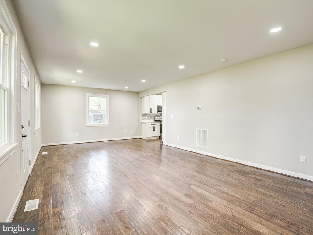 4804 HENDERSON ROAD