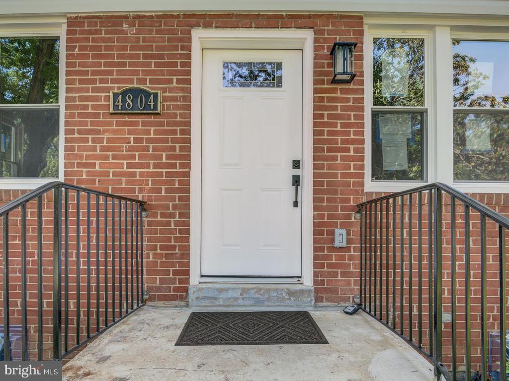 4804 HENDERSON ROAD