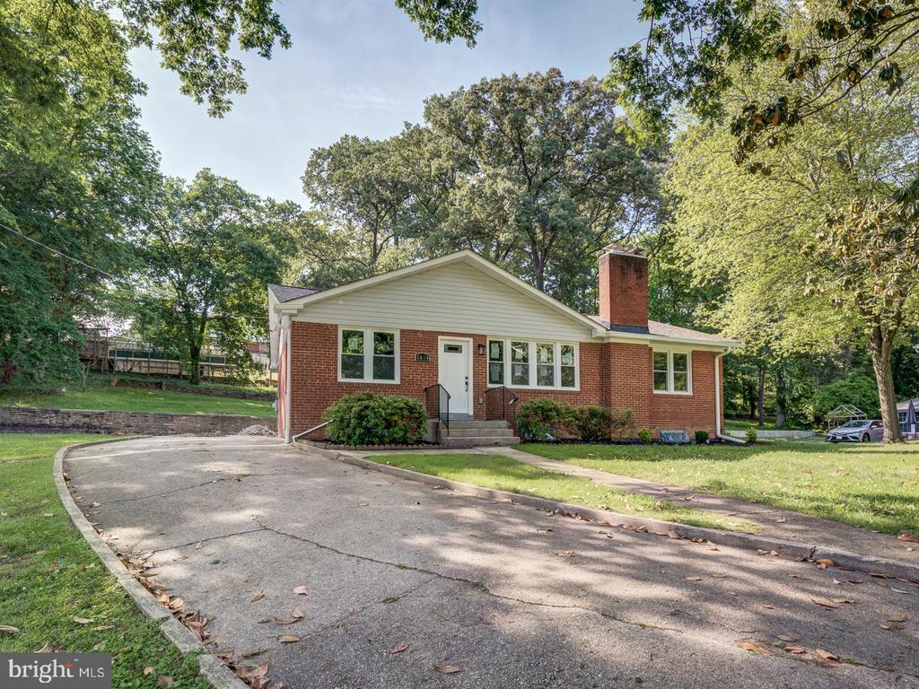 4804 HENDERSON ROAD