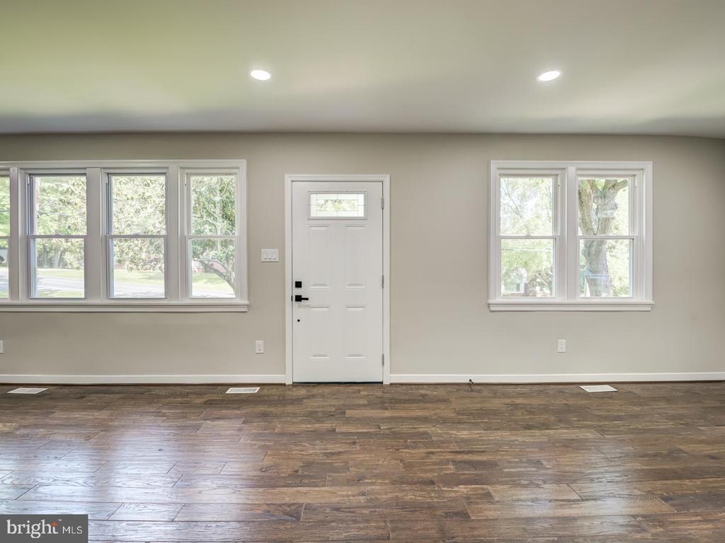 4804 HENDERSON ROAD