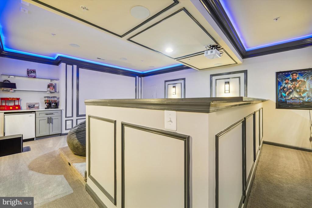 7316 ZEKIAH COURT
