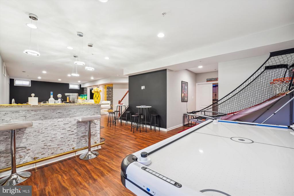 7316 ZEKIAH COURT