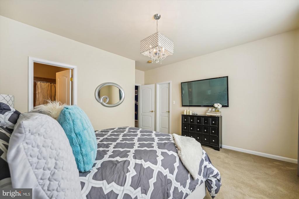 7316 ZEKIAH COURT