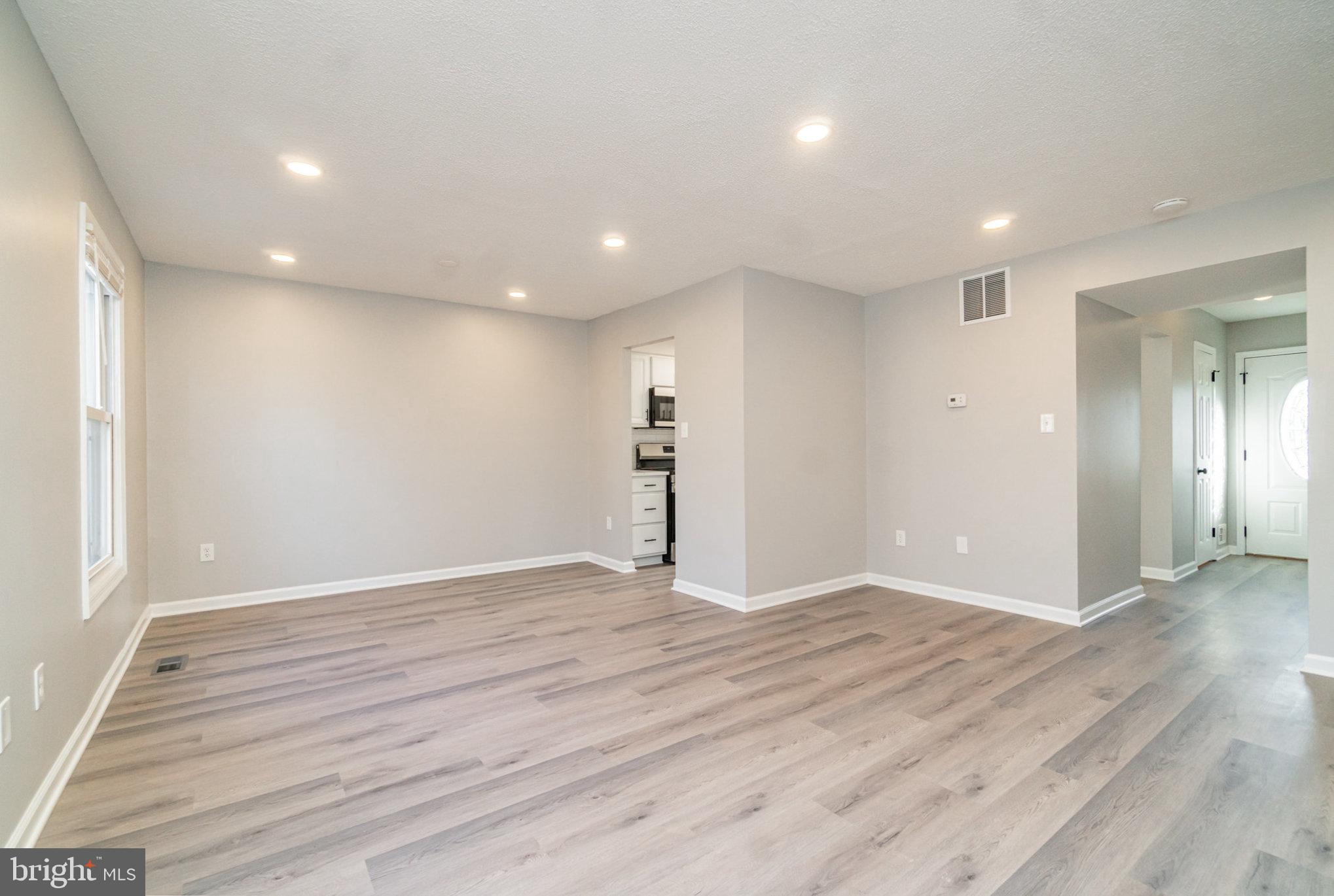 2218 Anvil Ln
