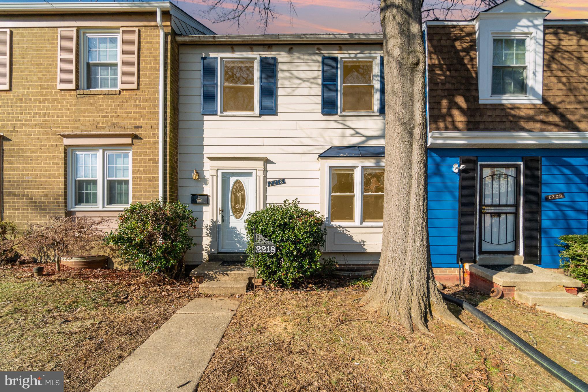 2218 Anvil Ln