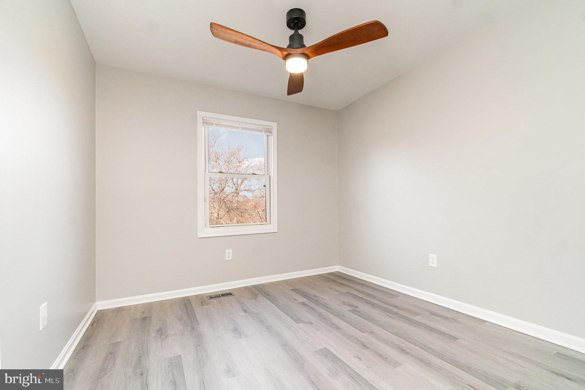 2218 Anvil Ln