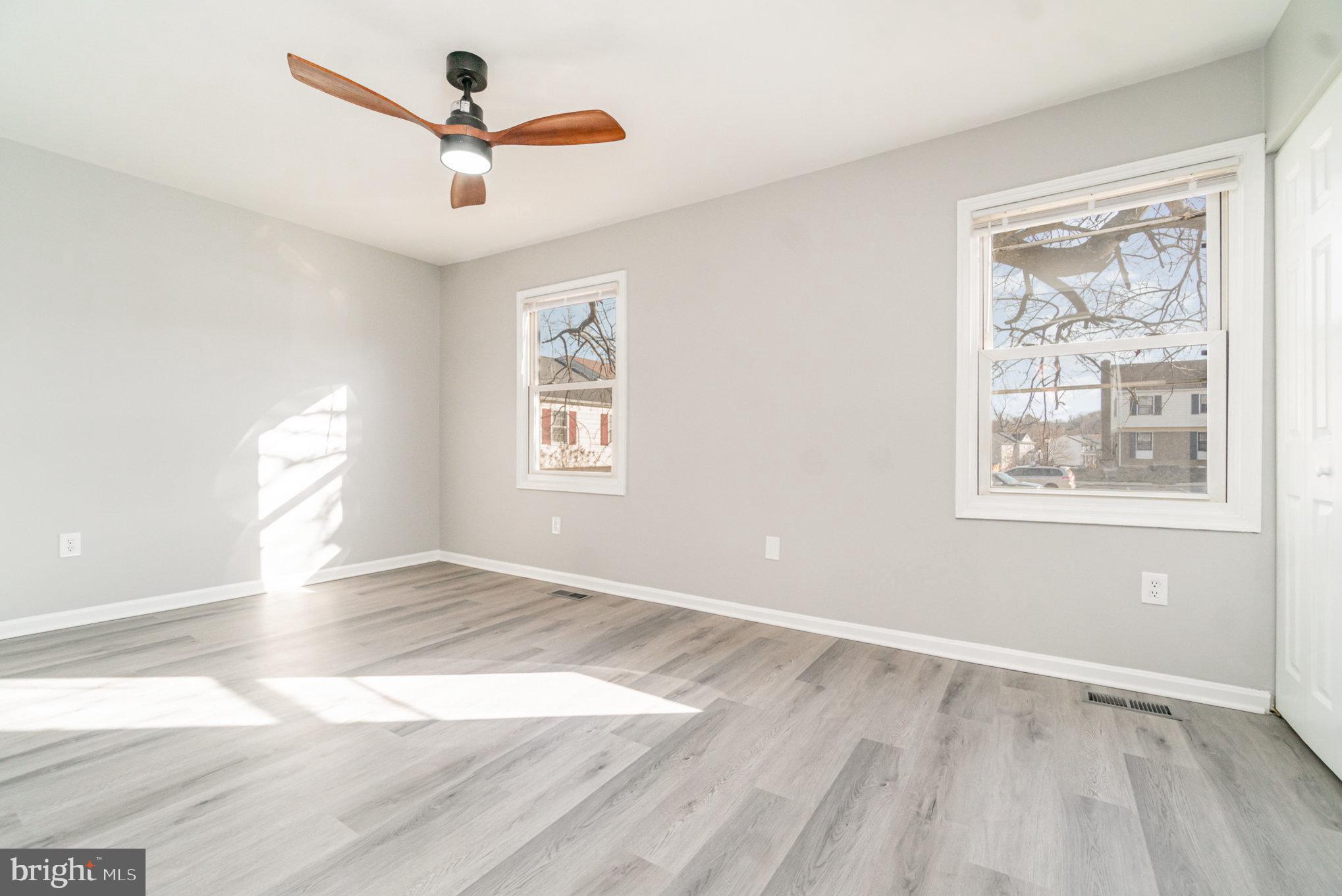 2218 Anvil Ln