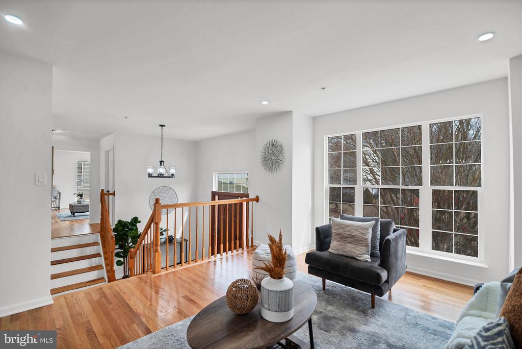 1602 SARATOGA COURT
