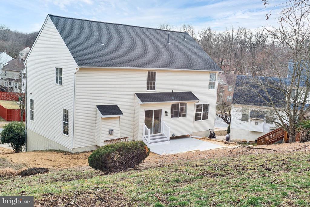 1602 SARATOGA COURT