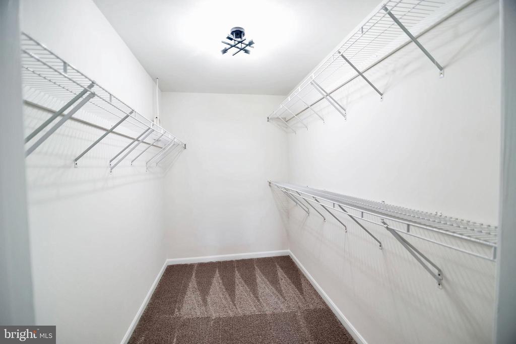 1602 SARATOGA COURT