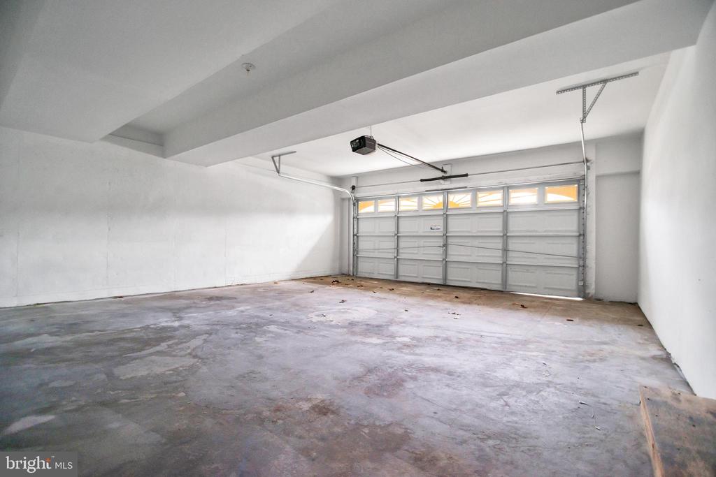 1602 SARATOGA COURT
