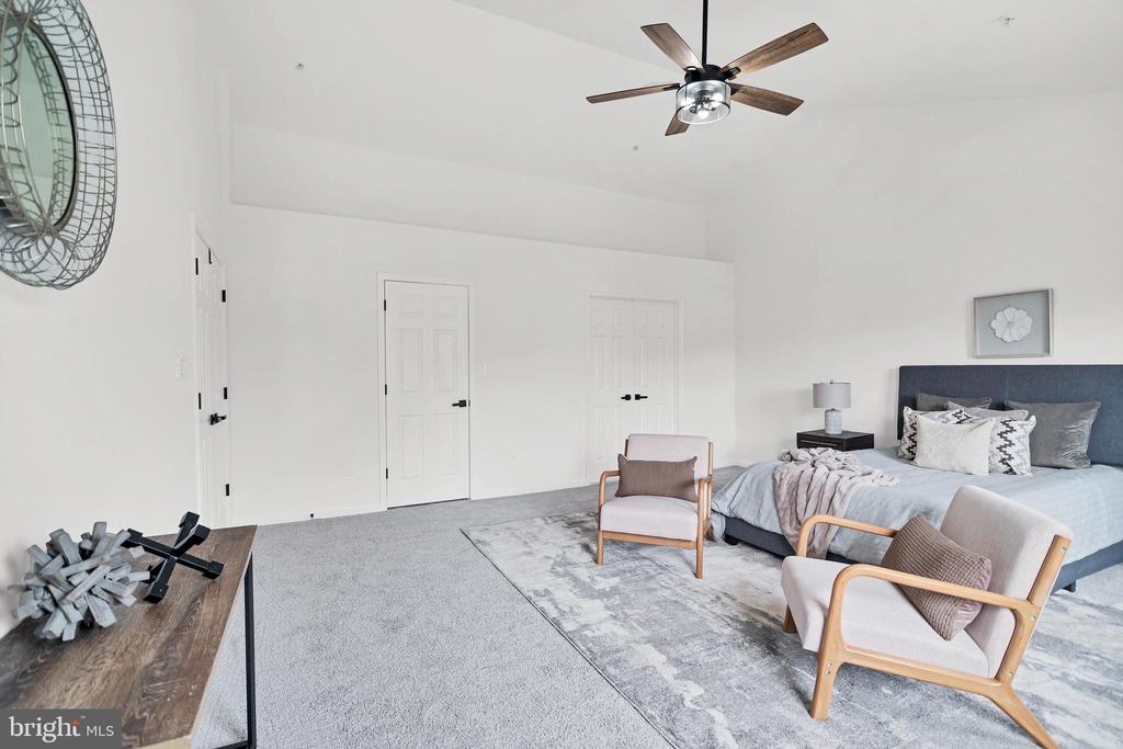 1602 SARATOGA COURT