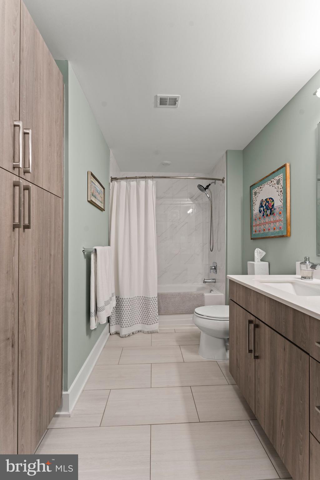 145 Riverhaven Dr #L11