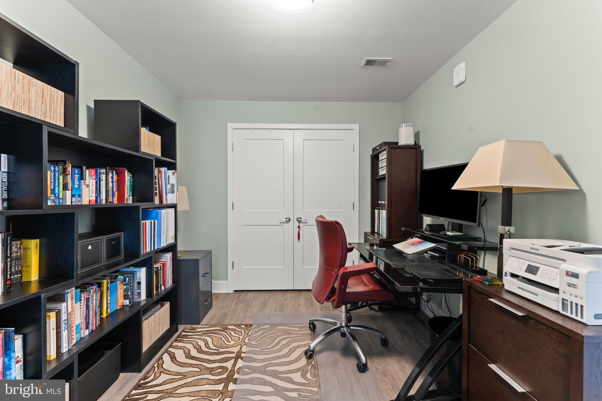 145 Riverhaven Dr #L11