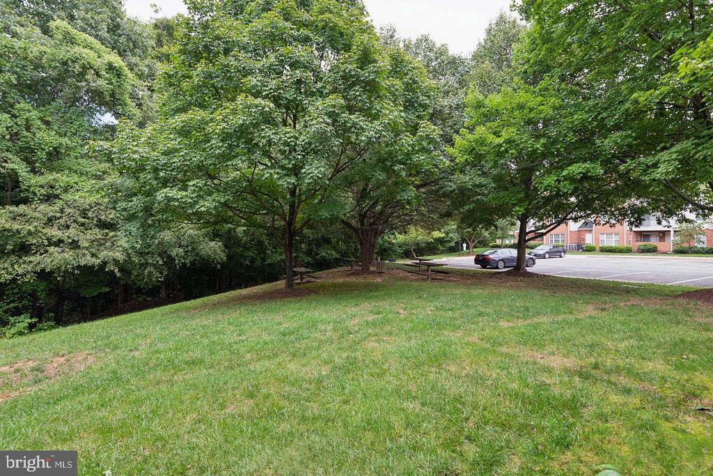 6200 SAINT IGNATIUS DRIVE Unit: 3103
