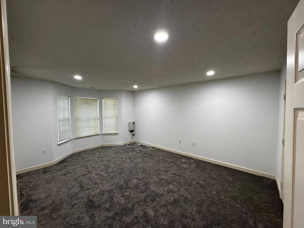 6200 SAINT IGNATIUS DRIVE Unit: 3103