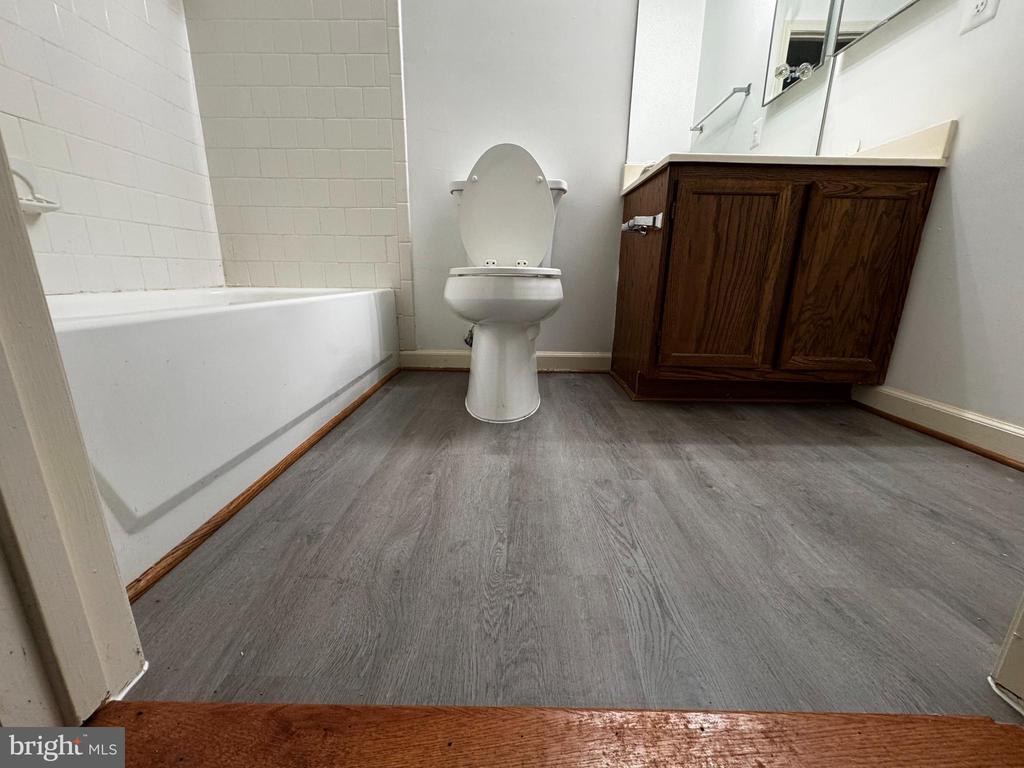 6200 SAINT IGNATIUS DRIVE Unit: 3103