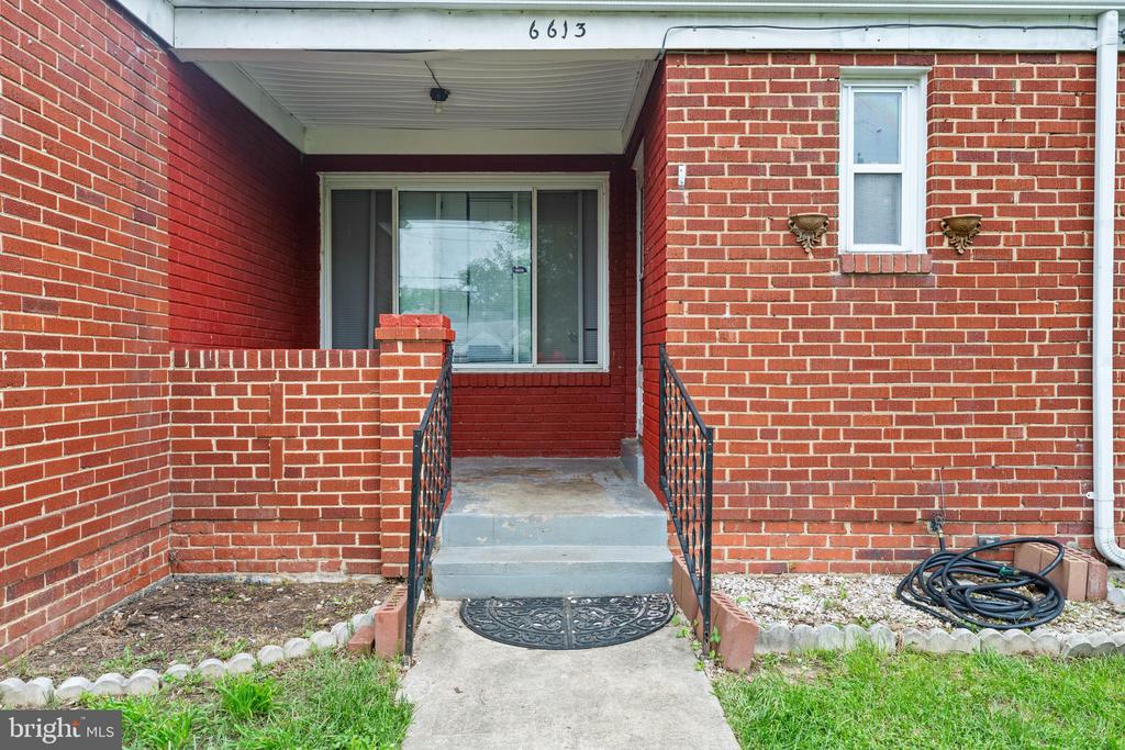 6613 23rd Pl