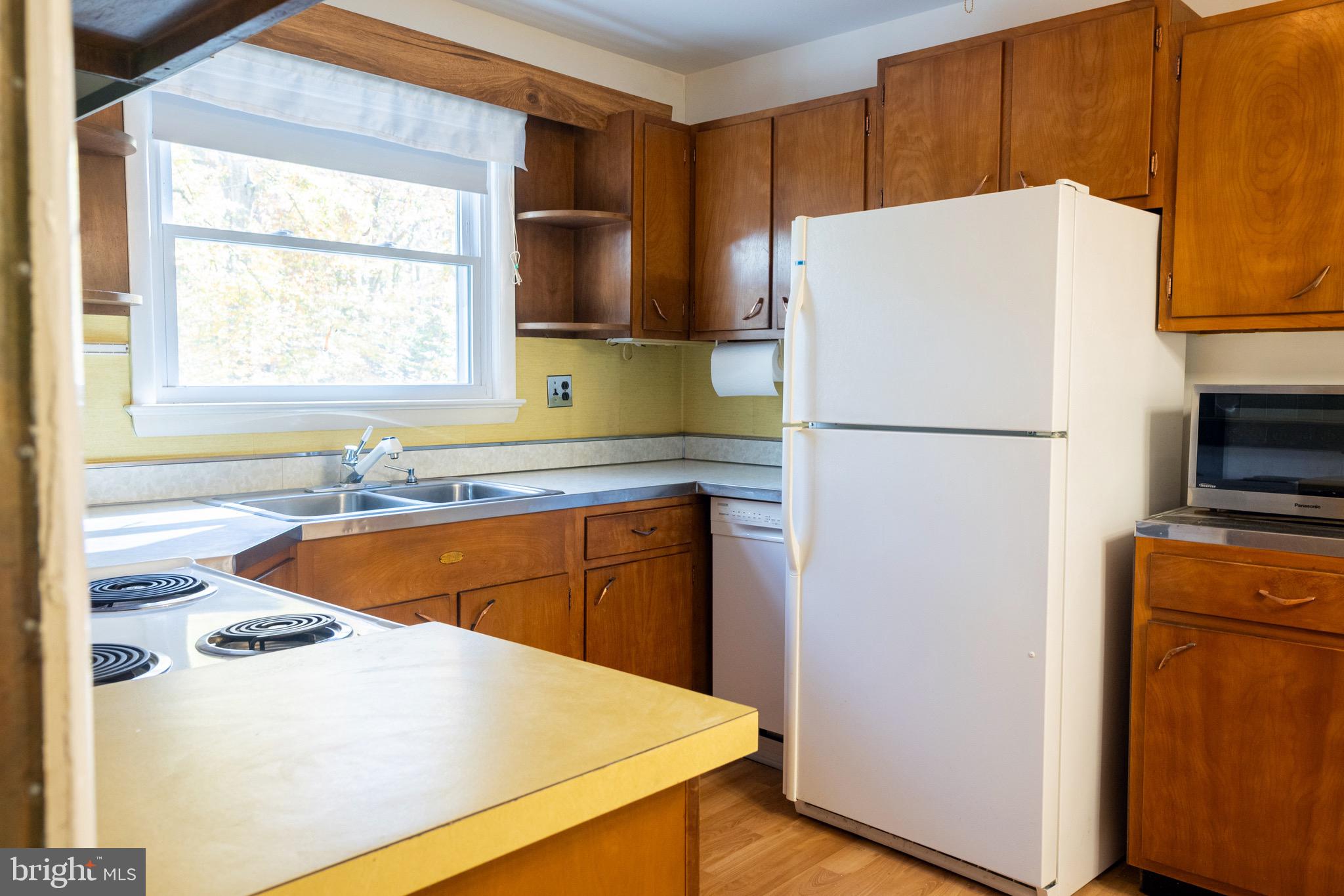 2720 HIDDEN VALLEY ROAD