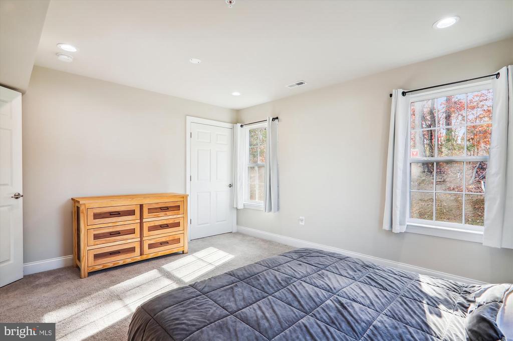 4639 PENDALL DRIVE