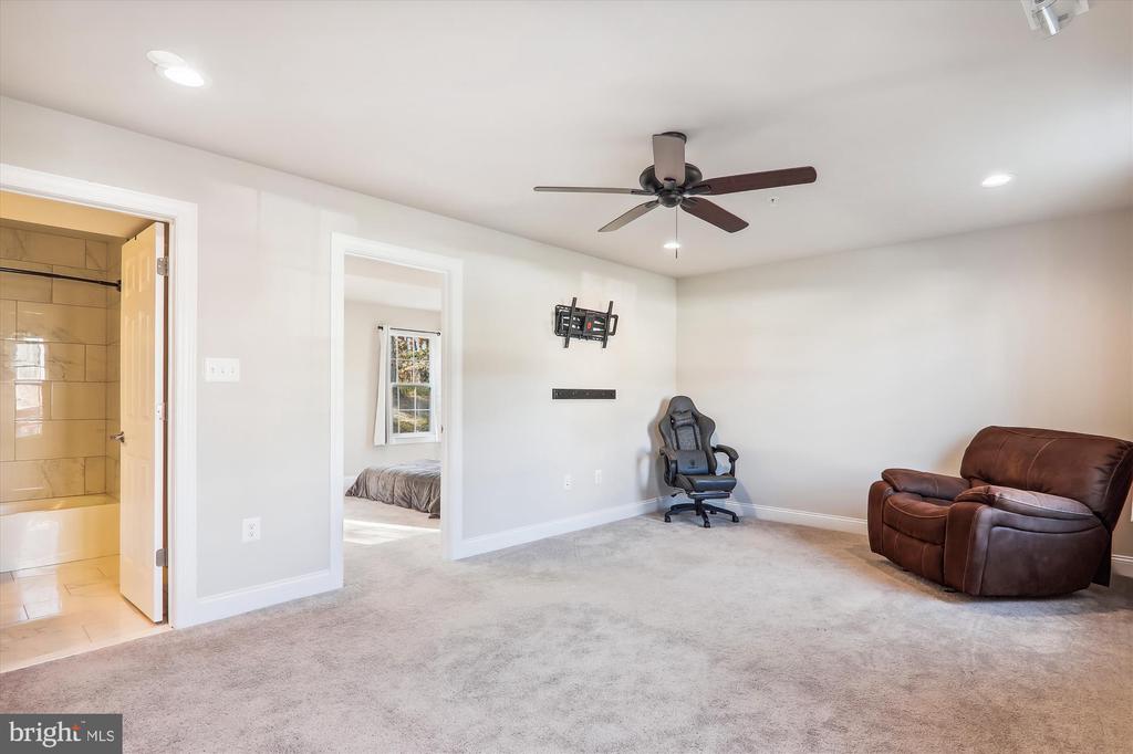 4639 PENDALL DRIVE