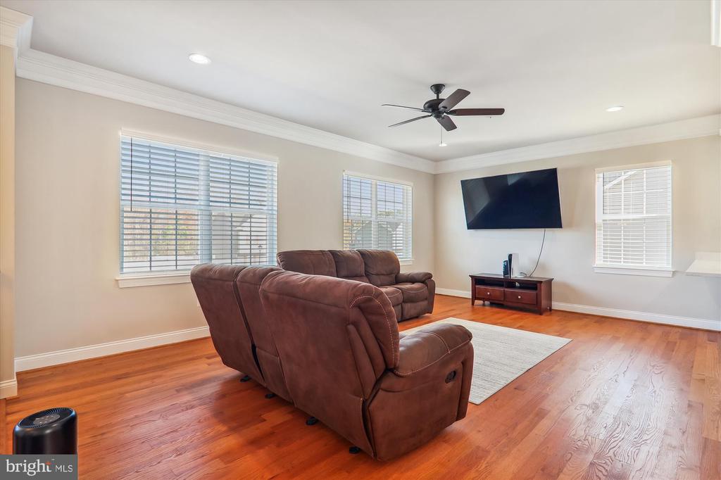 4639 PENDALL DRIVE