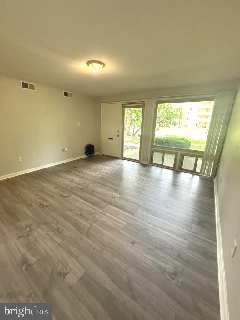7182 Donnell Pl #Aa-4