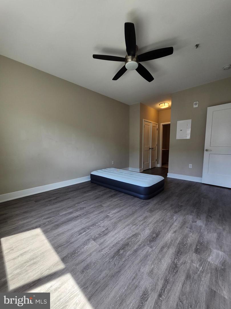 145 RIVERHAVEN DR #454