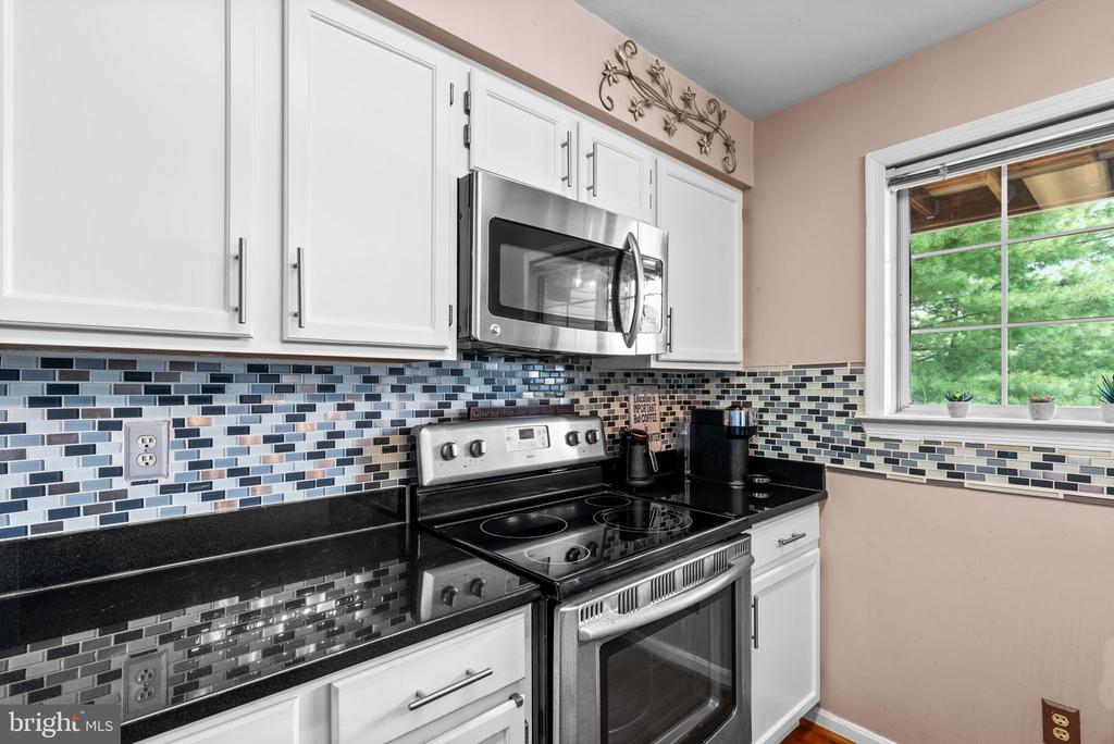 14239 JIB STREET Unit: 21