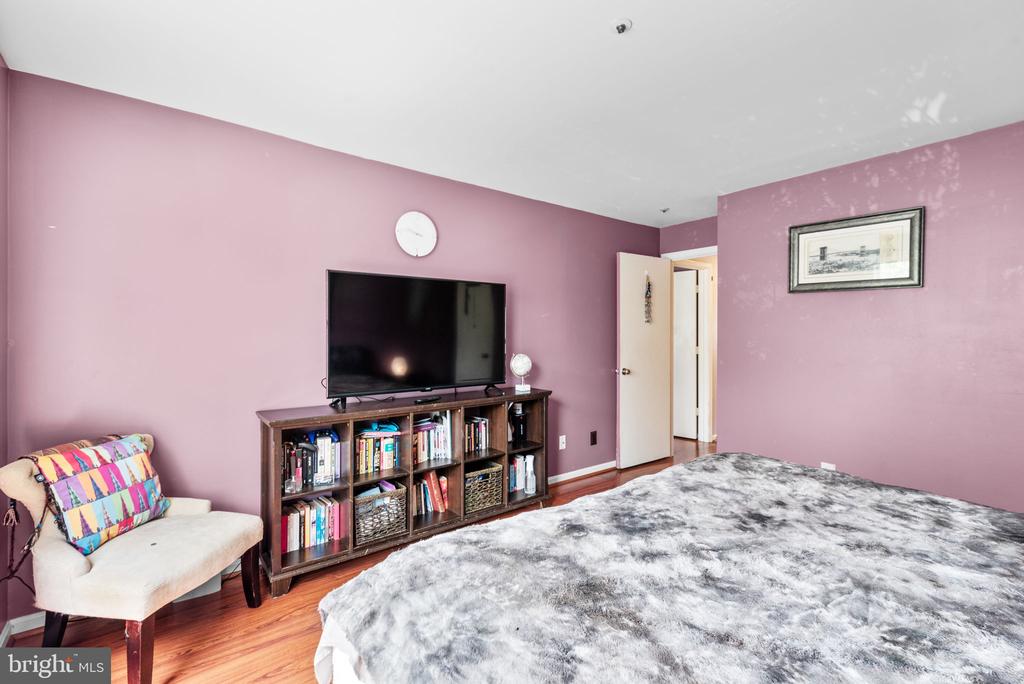 14239 JIB STREET Unit: 21