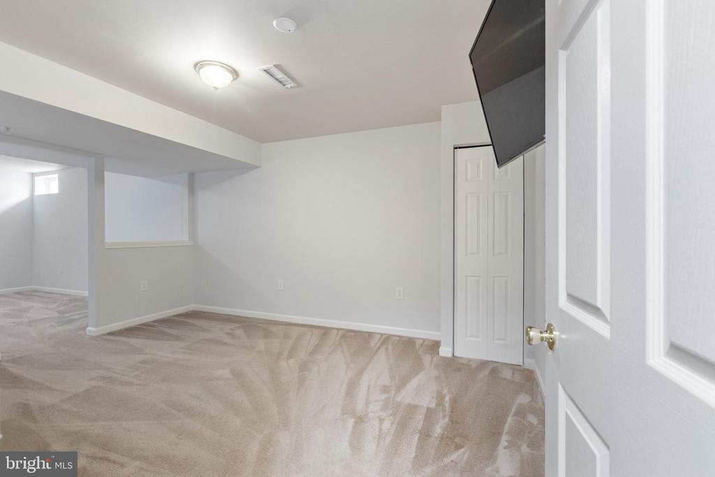 18109 Merino Dr