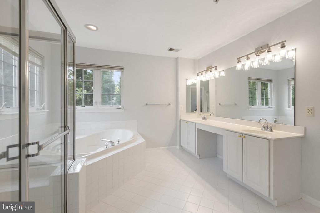 18109 Merino Dr