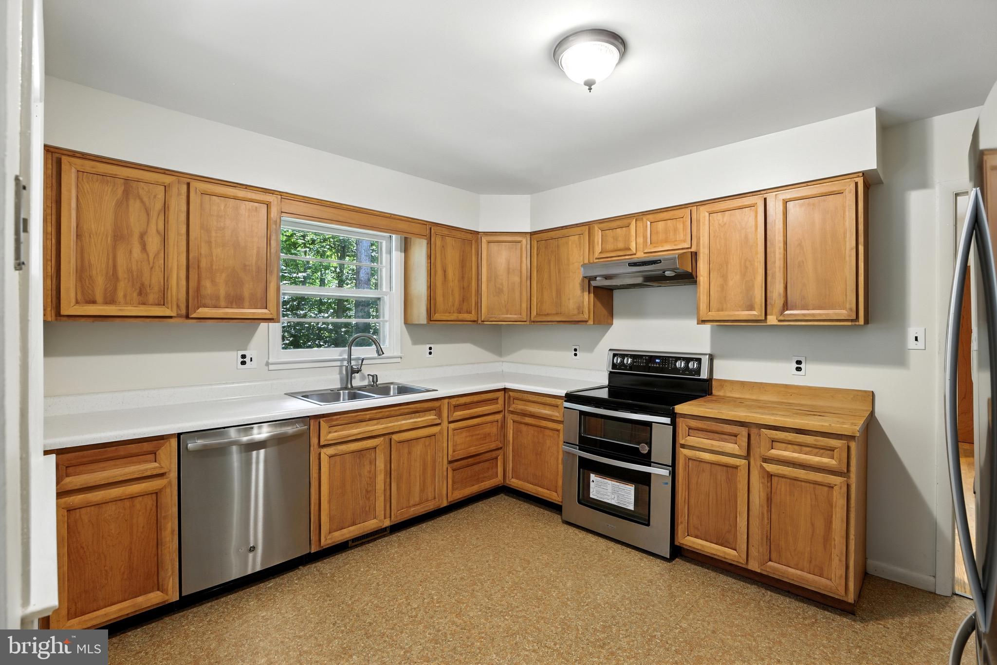 2710 HIDDEN VALLEY ROAD