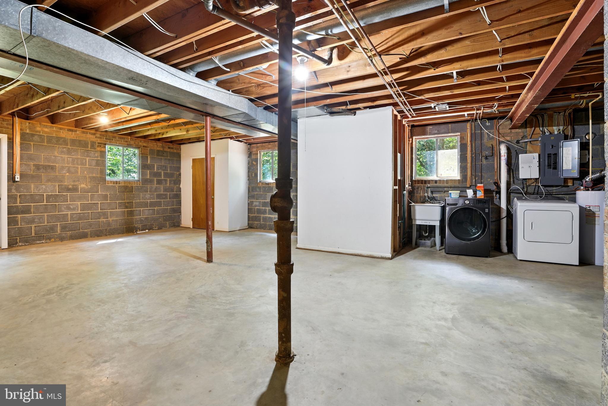 2710 HIDDEN VALLEY ROAD