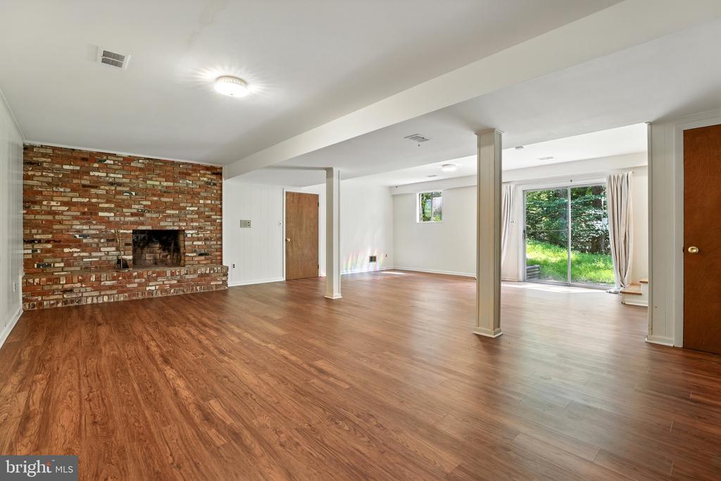 2710 HIDDEN VALLEY ROAD