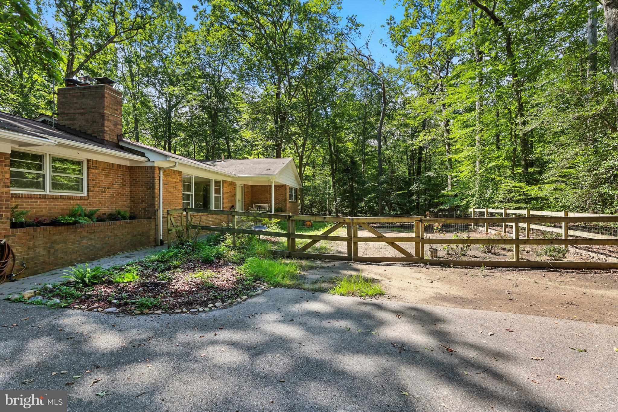 2710 HIDDEN VALLEY ROAD