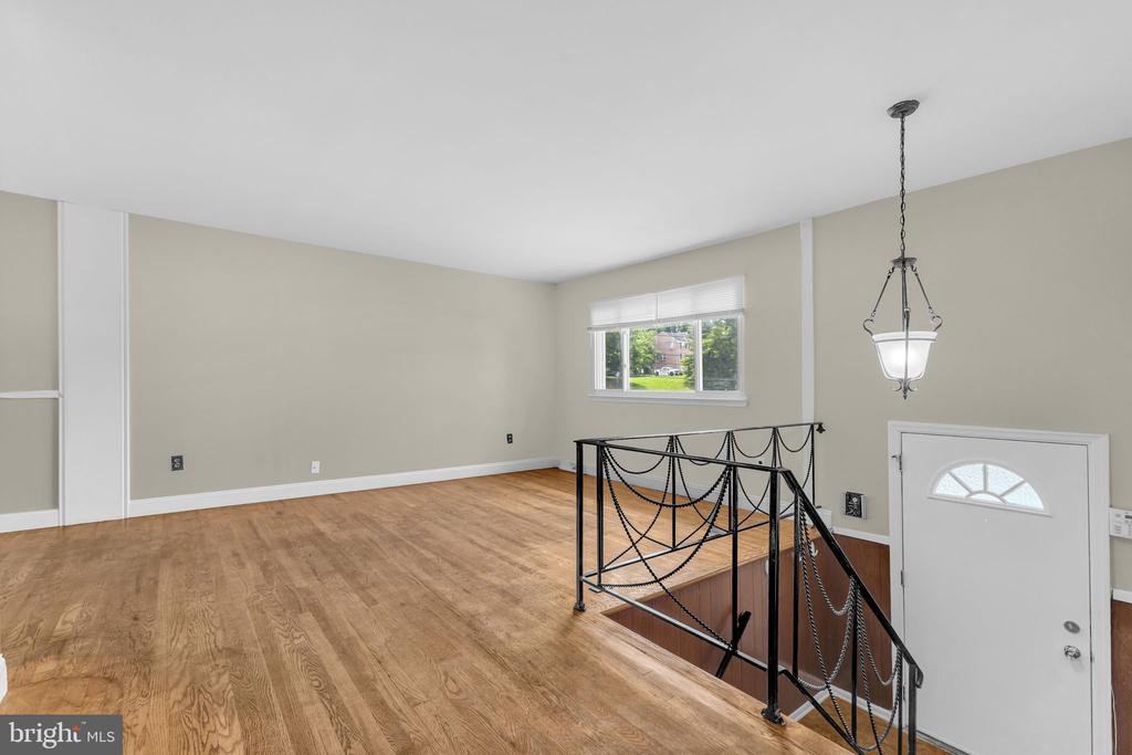 8000 DELLWOOD