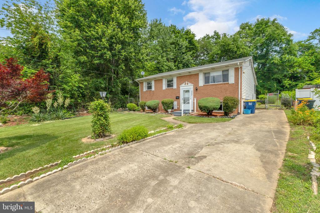 8000 DELLWOOD