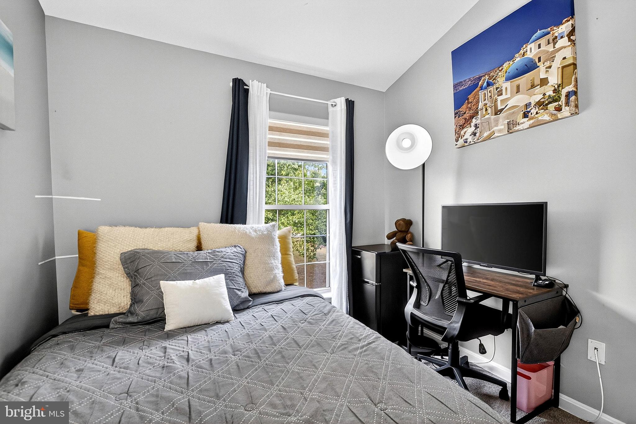 4423 BECKENHAM PLACE